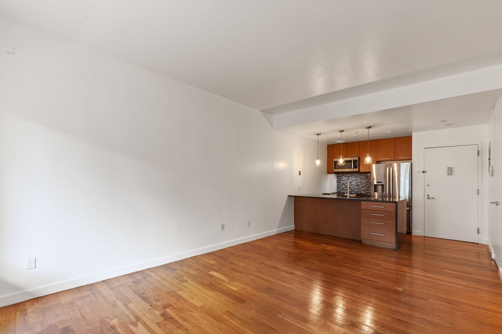 330 East 109th Street, Unit 5B photo 6