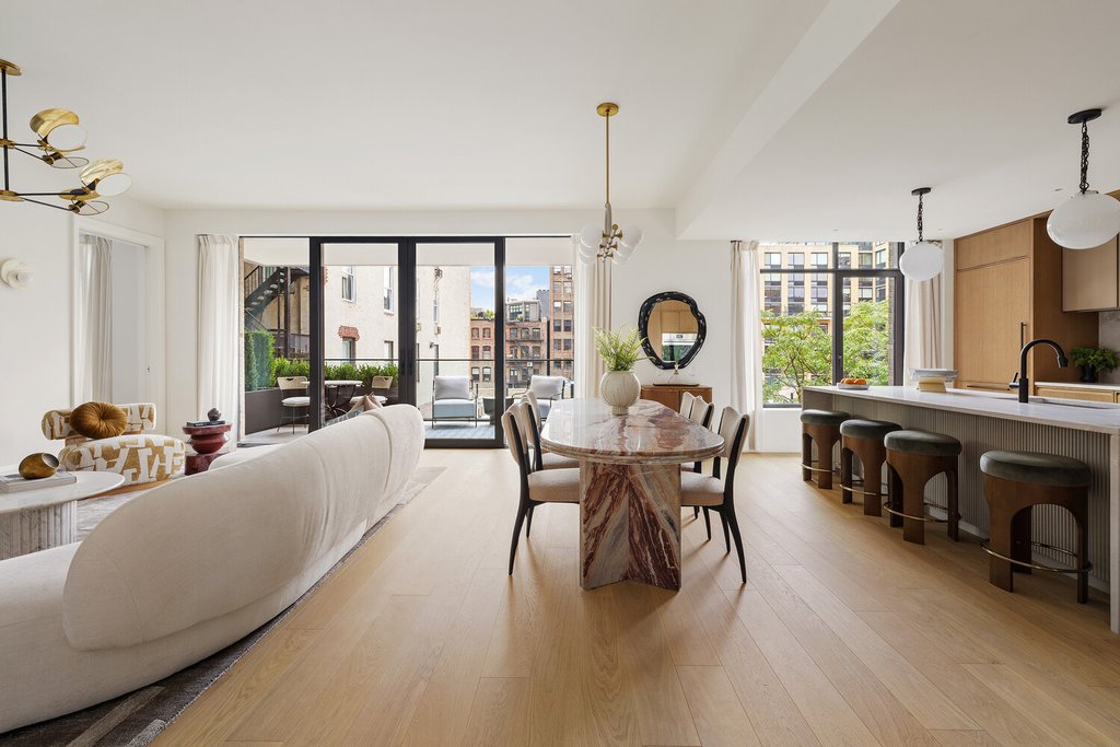 142 West 21st Street, Unit 7B photo 2
