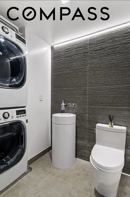 360 East 88th Street, Unit 28C photo 5
