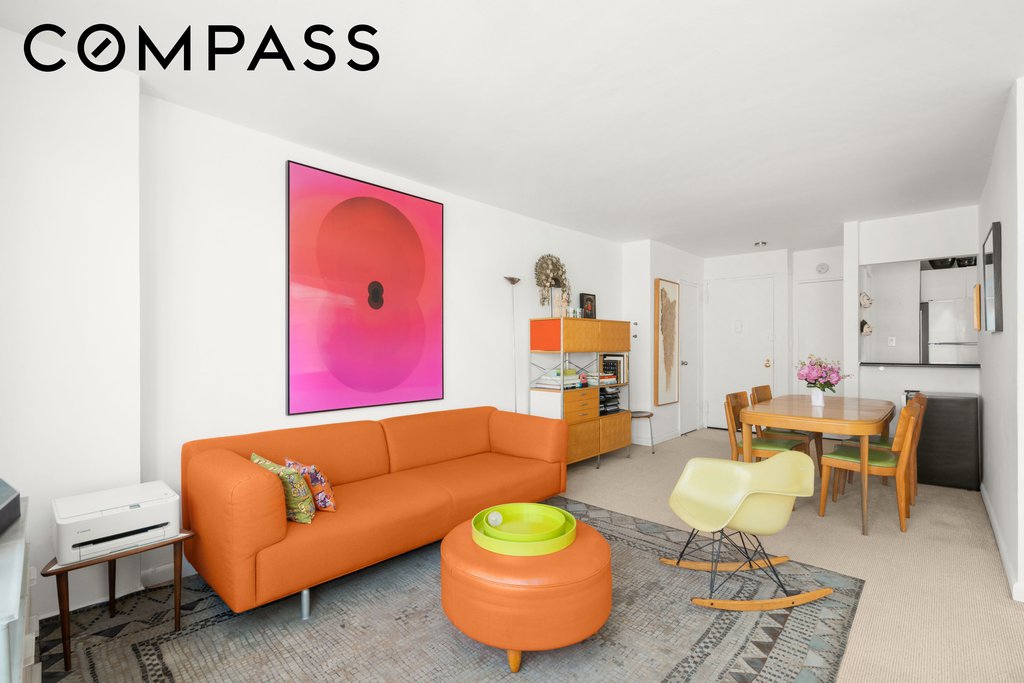 201 West 21st Street, Unit 12C photo 4