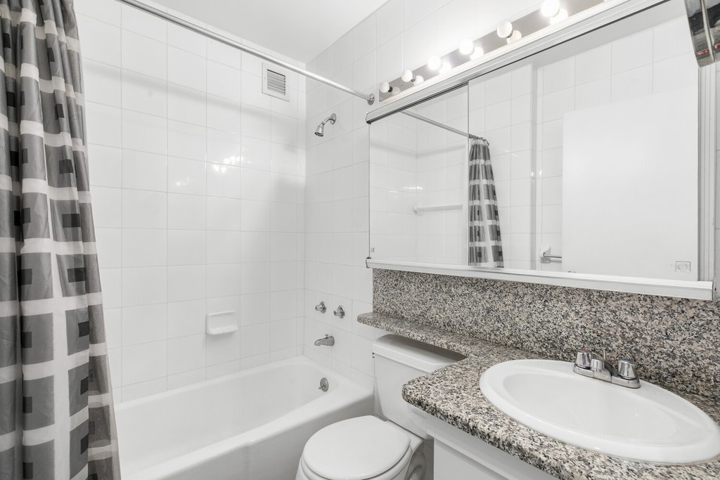 200 East 90th Street, Unit 12G photo 9