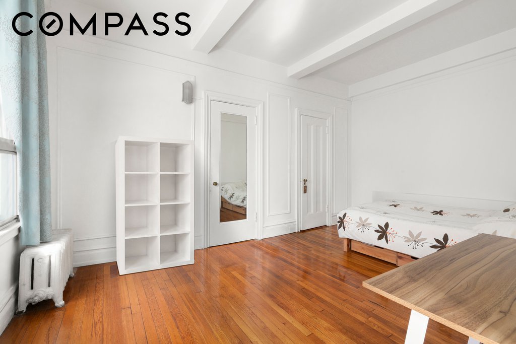 170 West 74th Street, Unit 409 photo 7