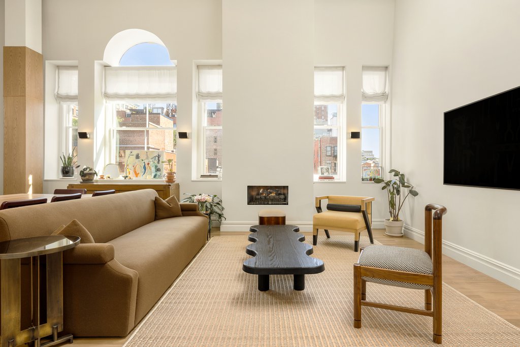 1 Bond Street, Unit PHB photo 2