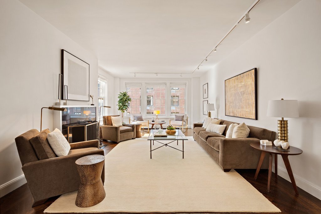 1088 Park Avenue, Unit 9A photo 2