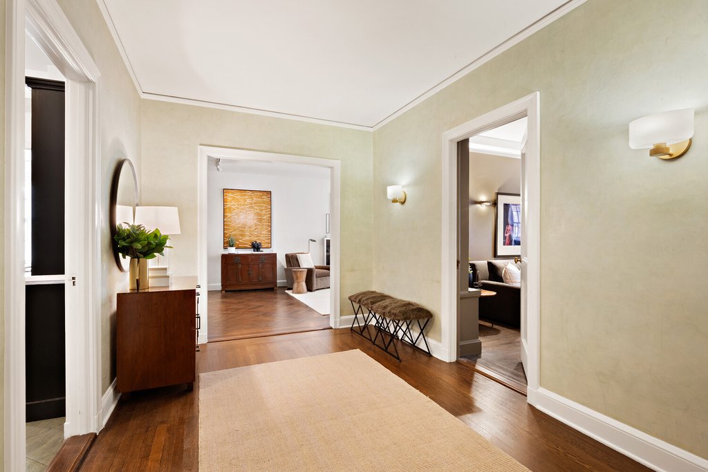 1088 Park Avenue, Unit 9A photo 4