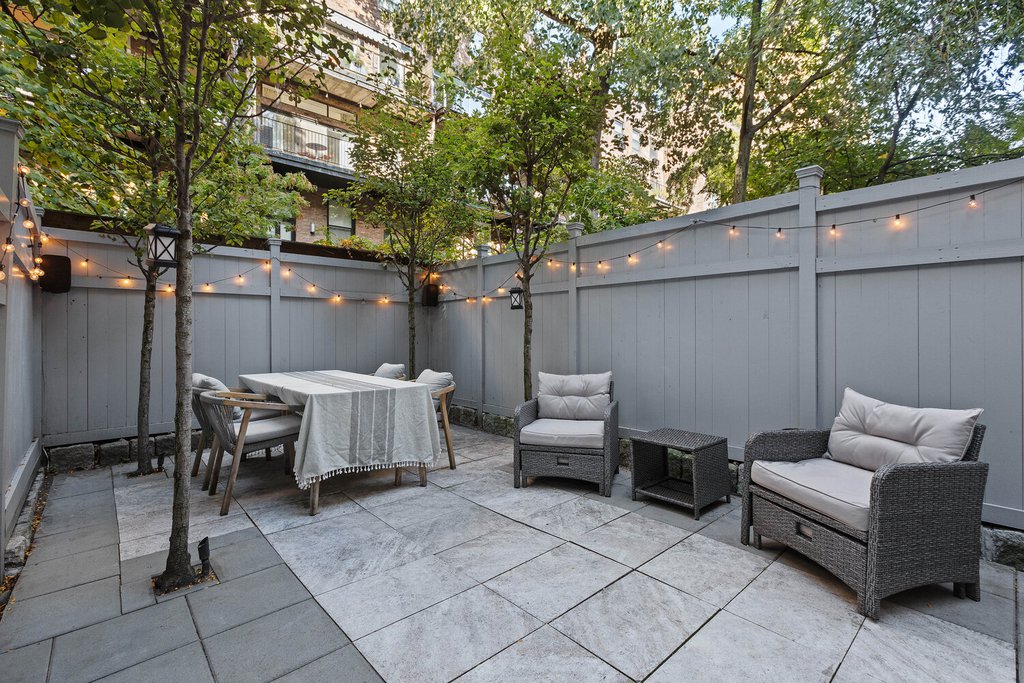 451 West 22nd Street, Unit DUPLEX photo 4