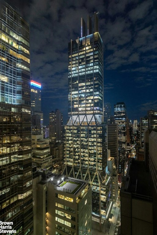 60 East 55th Street, Unit 38AB photo 3