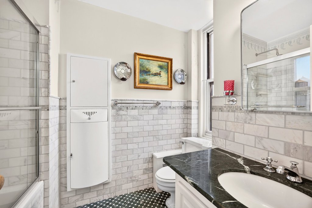 1215 Fifth Avenue, Unit 11/12 photo 19
