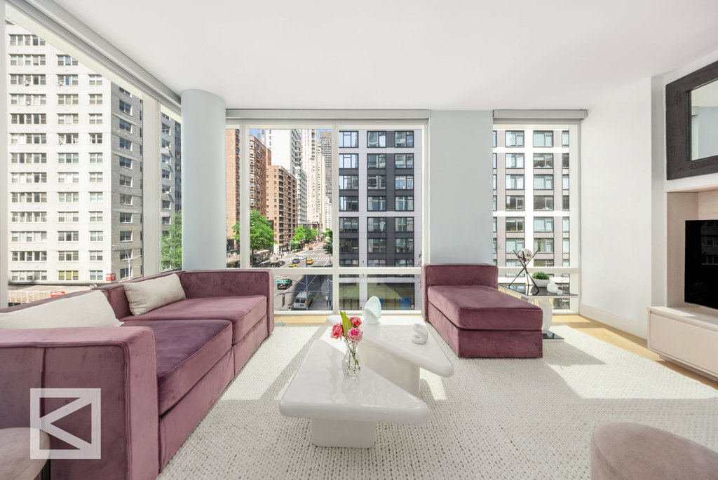 501 Third Avenue, Unit 6E photo 3
