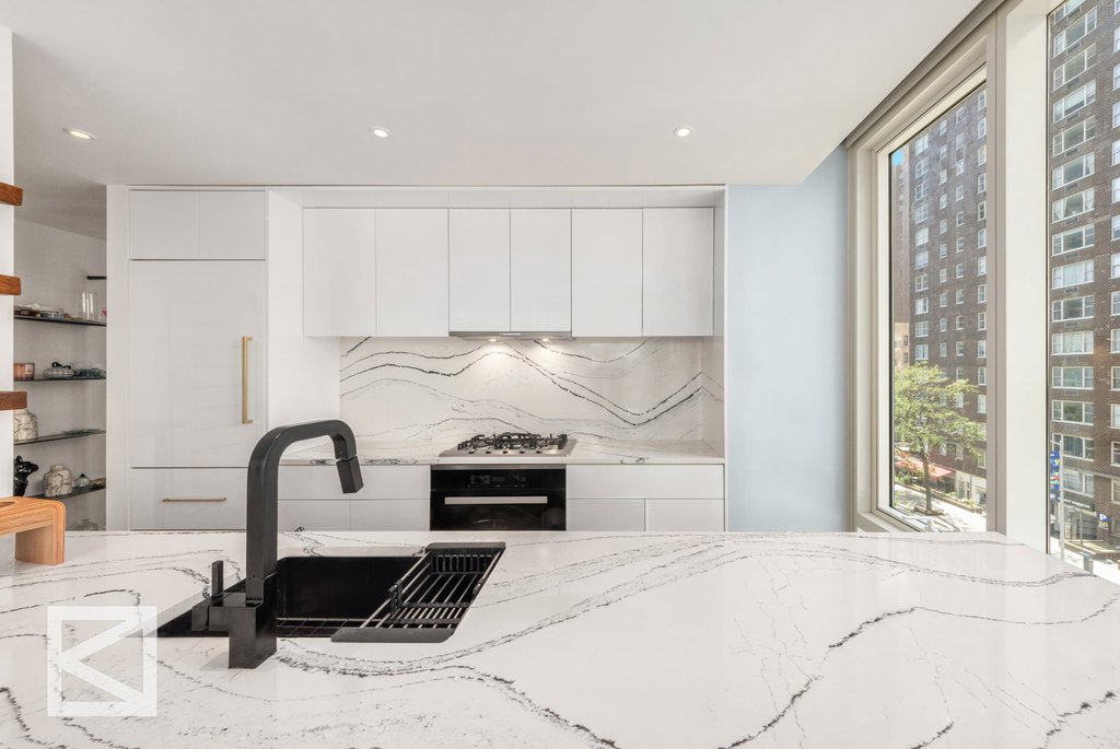 501 Third Avenue, Unit 6E photo 7