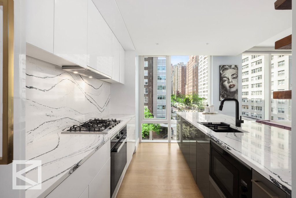 501 Third Avenue, Unit 6E photo 5