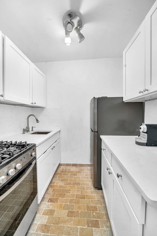 54 East 8th Street, Unit 3L photo 7