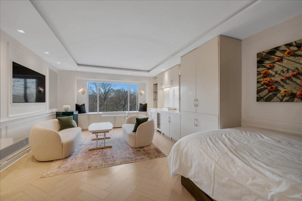 150 Central Park South, Unit 503 photo 2