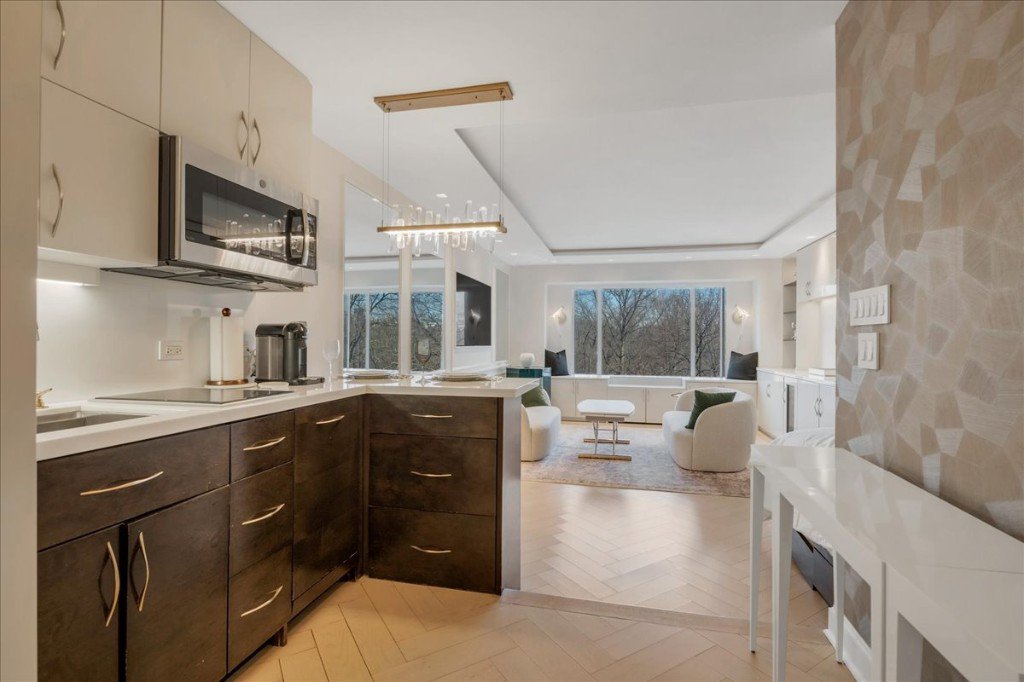 150 Central Park South, Unit 503 photo 6