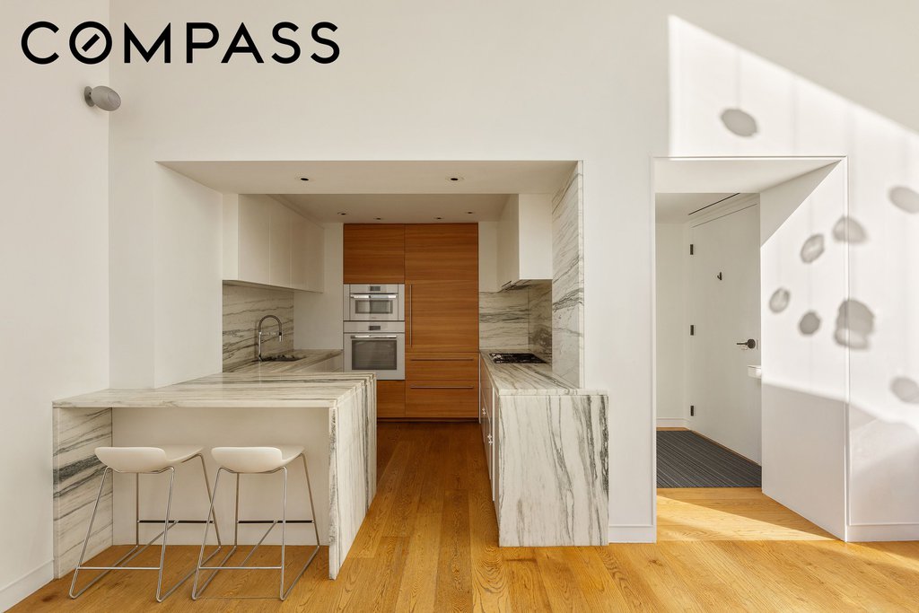 559 West 23rd Street, Unit 5/6 photo 4