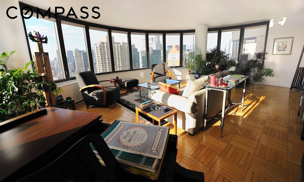 330 East 38th Street, Unit 54D photo 8