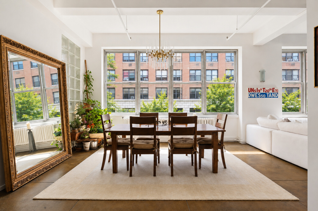 335 West 38th Street, Unit 3 photo 2