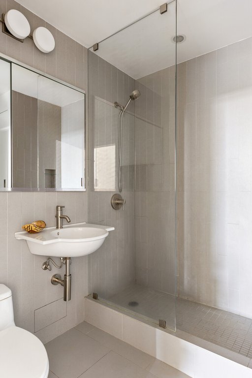 315 Seventh Avenue, Unit 4D photo 16