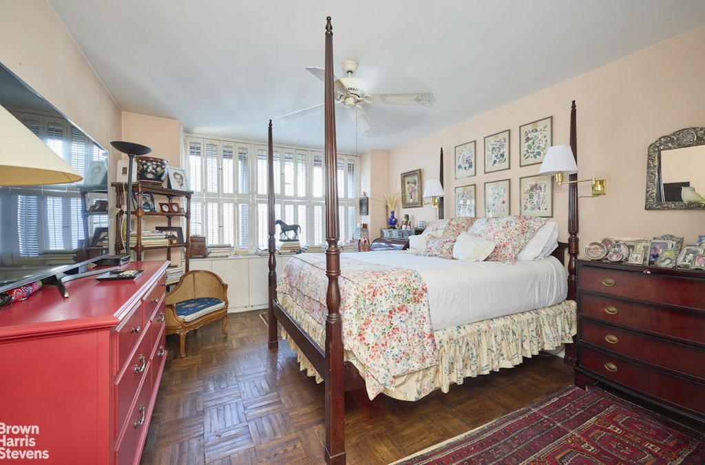 235 East 57th Street, Unit 16D