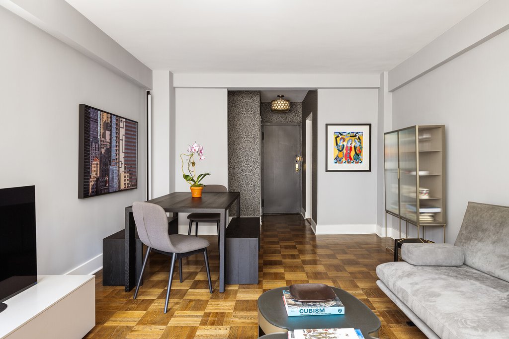 11 East 87th Street, Unit 9E photo 4