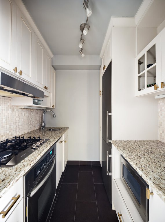 11 East 87th Street, Unit 9E photo 9