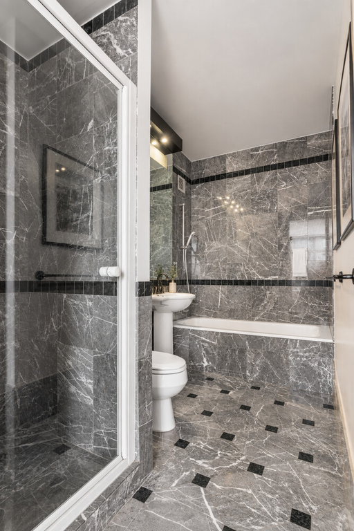 250 East 54th Street, Unit 29C photo 8