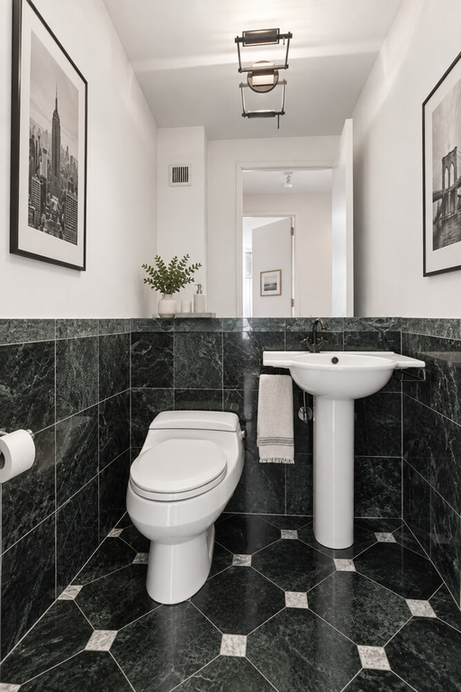 250 East 54th Street, Unit 29C photo 9