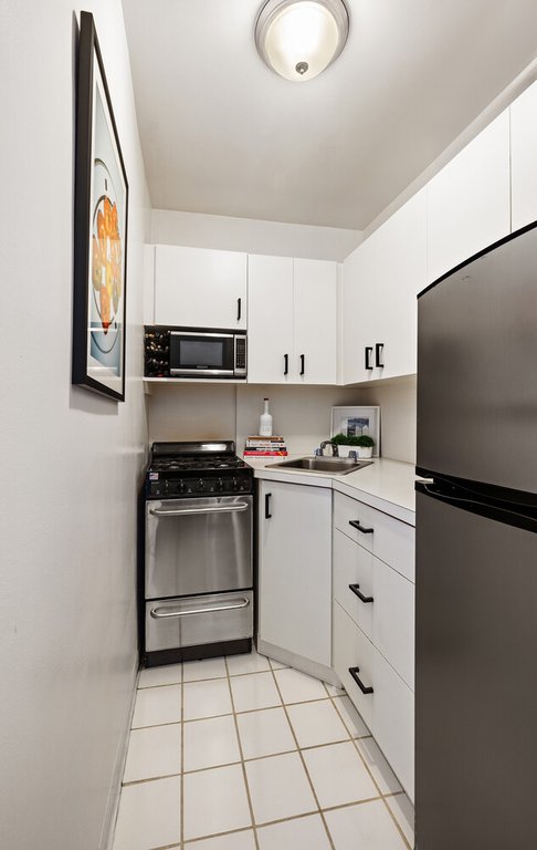 69 Fifth Avenue, Unit 6H photo 5
