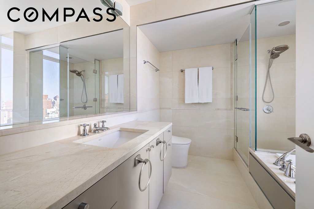207 East 57th Street, Unit 30A photo 7