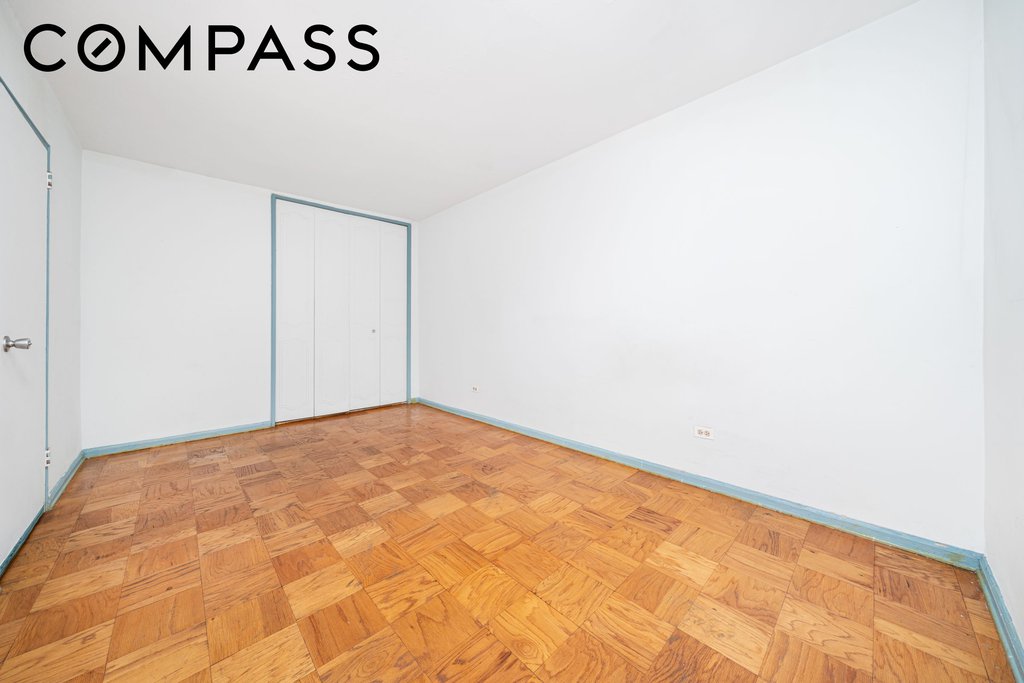 1199 East 53rd Street, Unit 2S photo 8