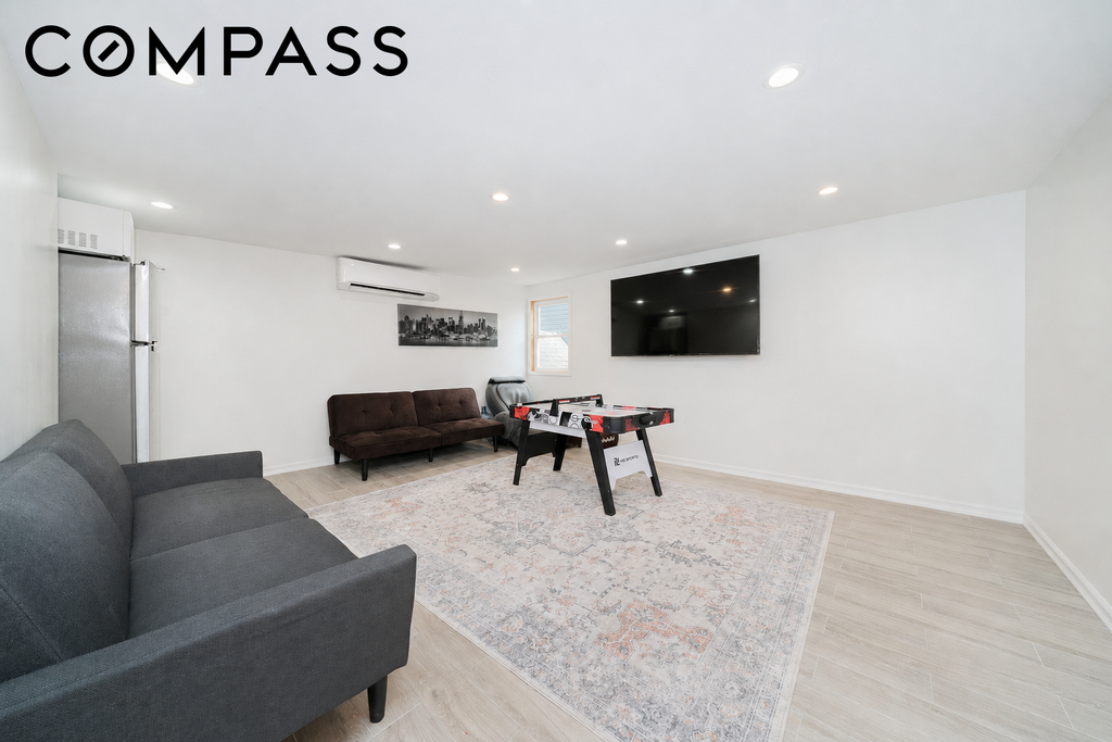 1351 East 59th Street – For Sale photo 15