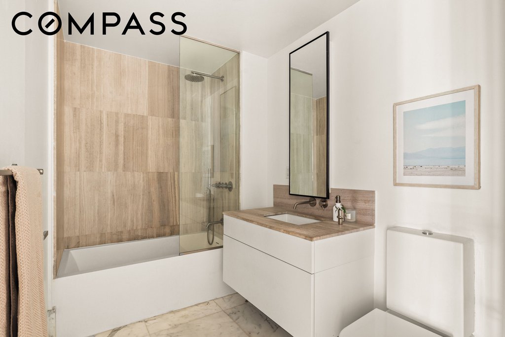 429 Kent Avenue, Unit 639 photo 6