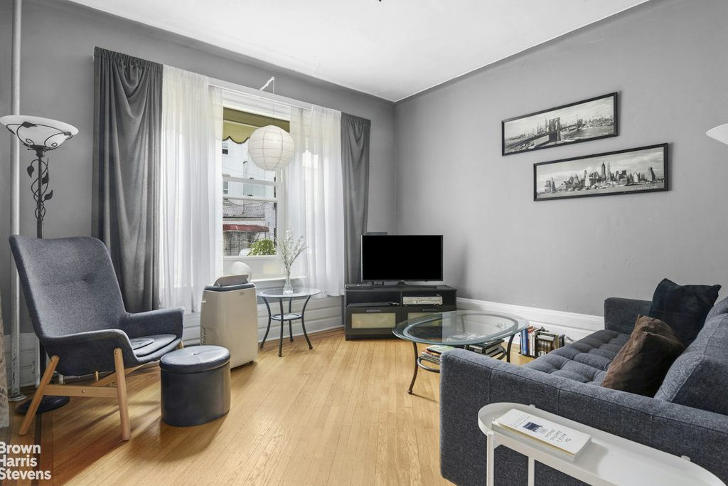 574 44th Street, Unit 1C photo 2