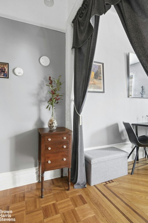 574 44th Street, Unit 1C photo 4