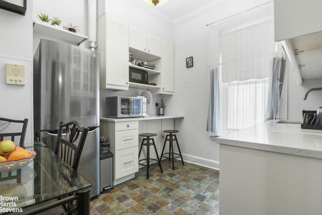 574 44th Street, Unit 1C photo 5