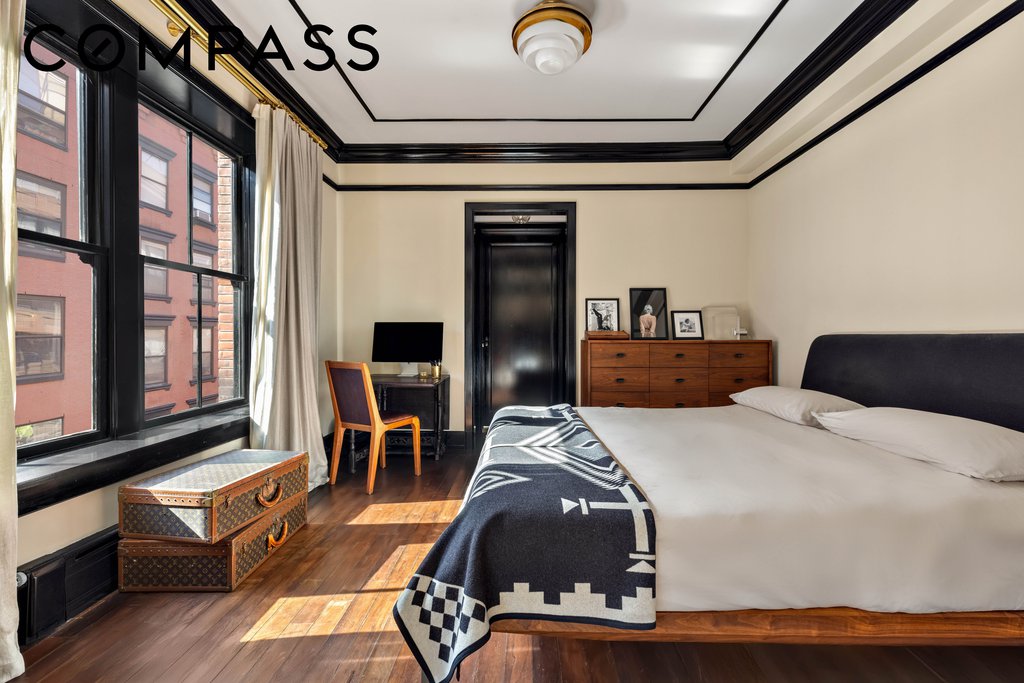 211 Elizabeth Street, Unit 3S photo 5