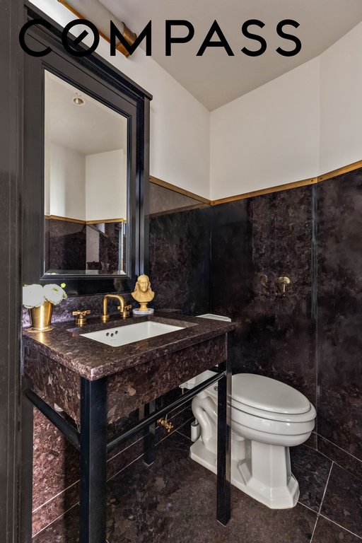 211 Elizabeth Street, Unit 3S photo 8