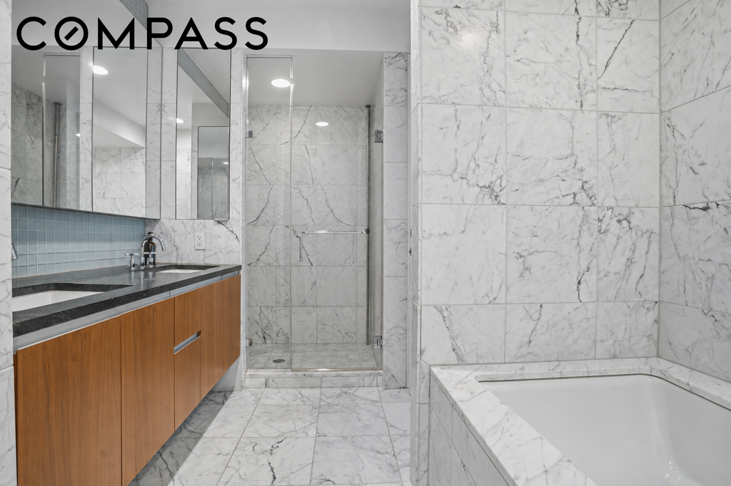 311 West Broadway, Unit 7D photo 9