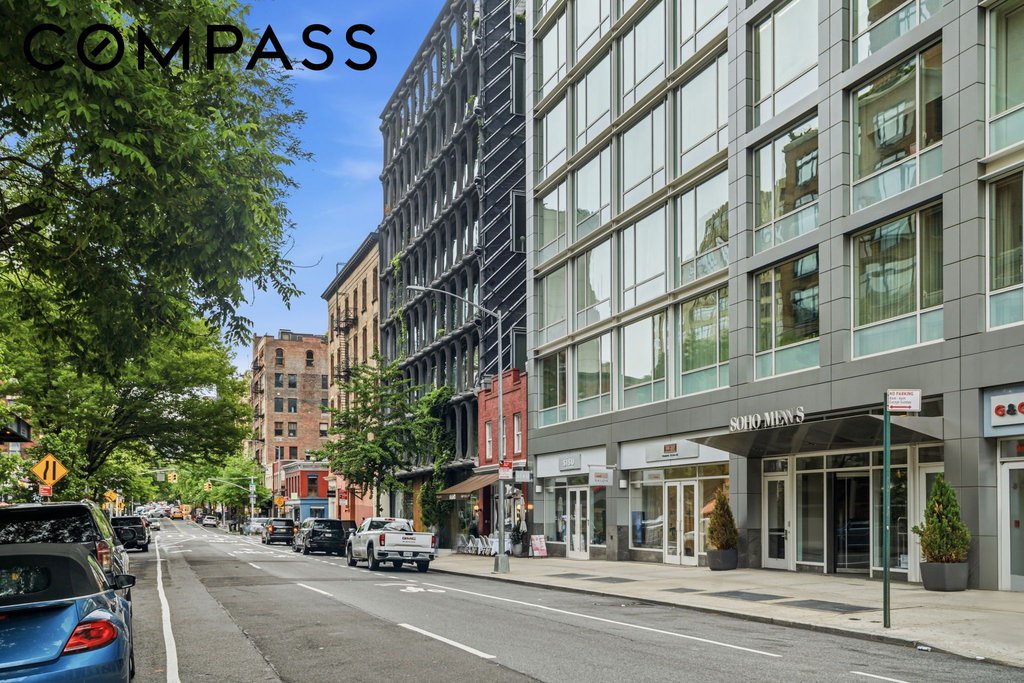 311 West Broadway, Unit 7D photo 18