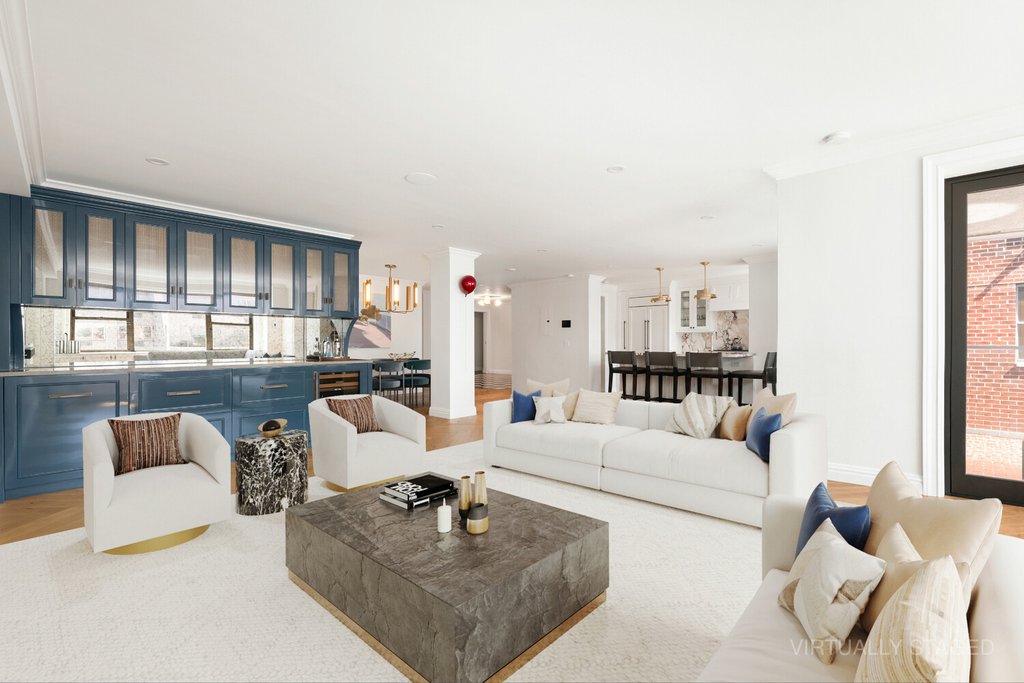 50 Sutton Place South, Unit 19A photo 2