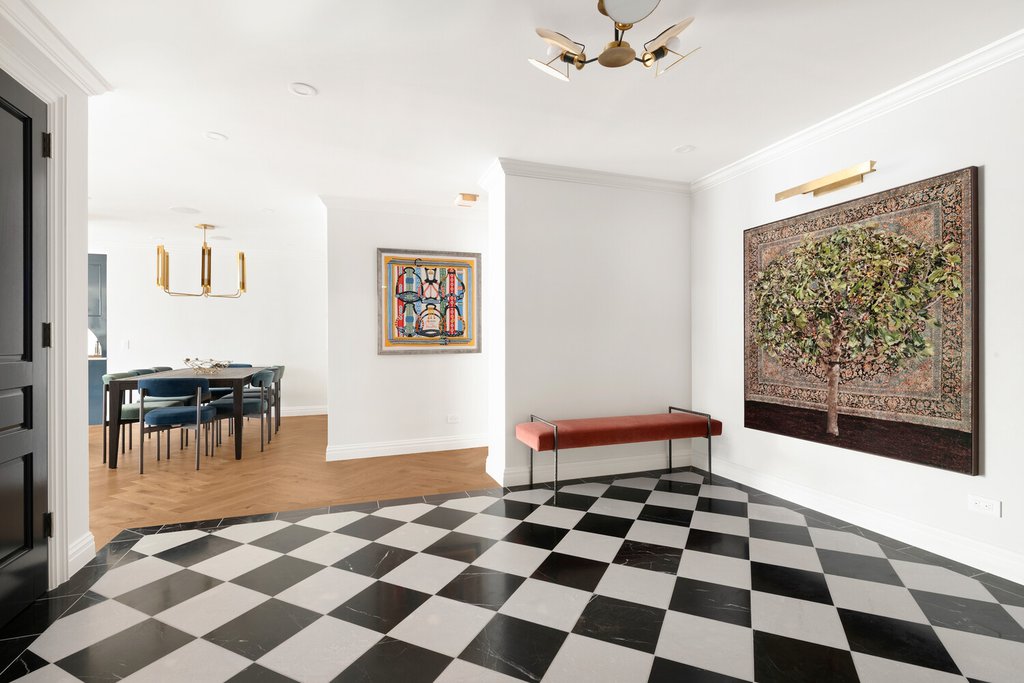 50 Sutton Place South, Unit 19A photo 18