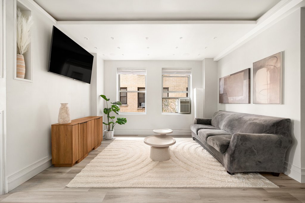 240 West 98th Street, Unit 10/11D photo 4