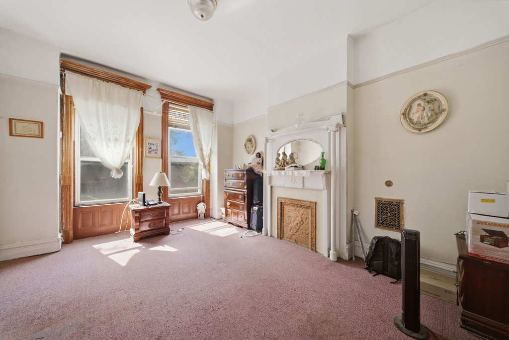 343 Gates Avenue – For Sale photo 10