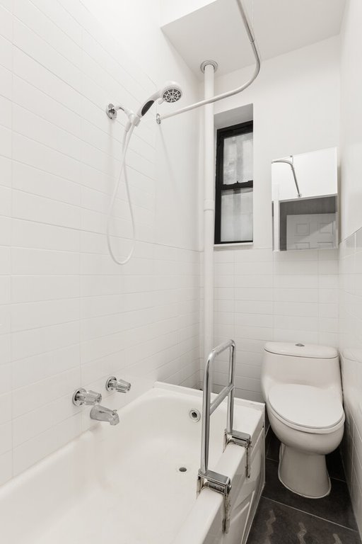 32 Second Avenue, Unit 4 photo 7