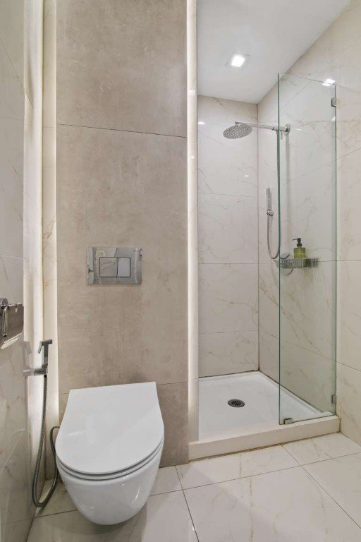 1630 Madison Avenue, Unit 5A photo 9