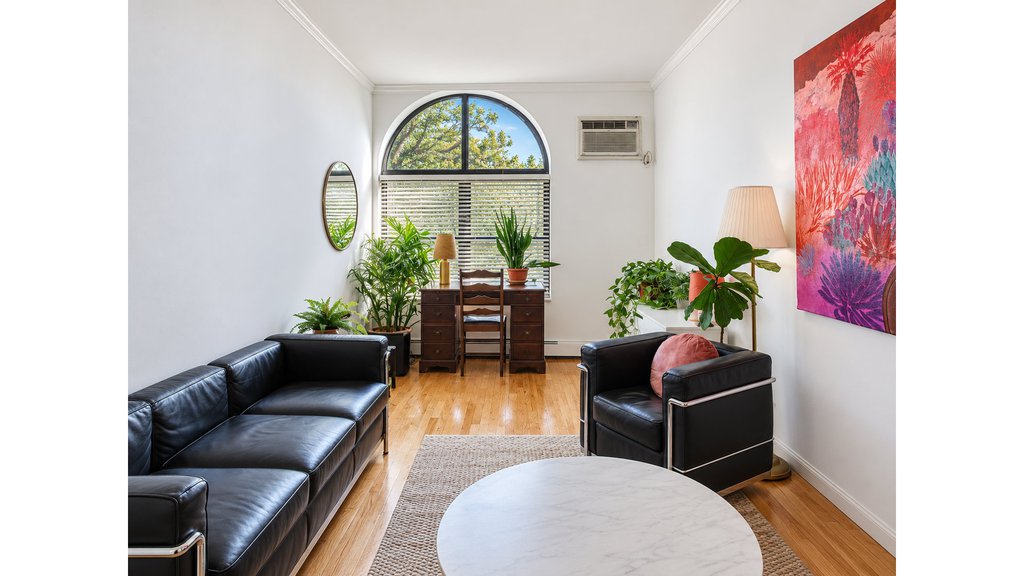 510 Ocean Parkway, Unit 1J photo 2