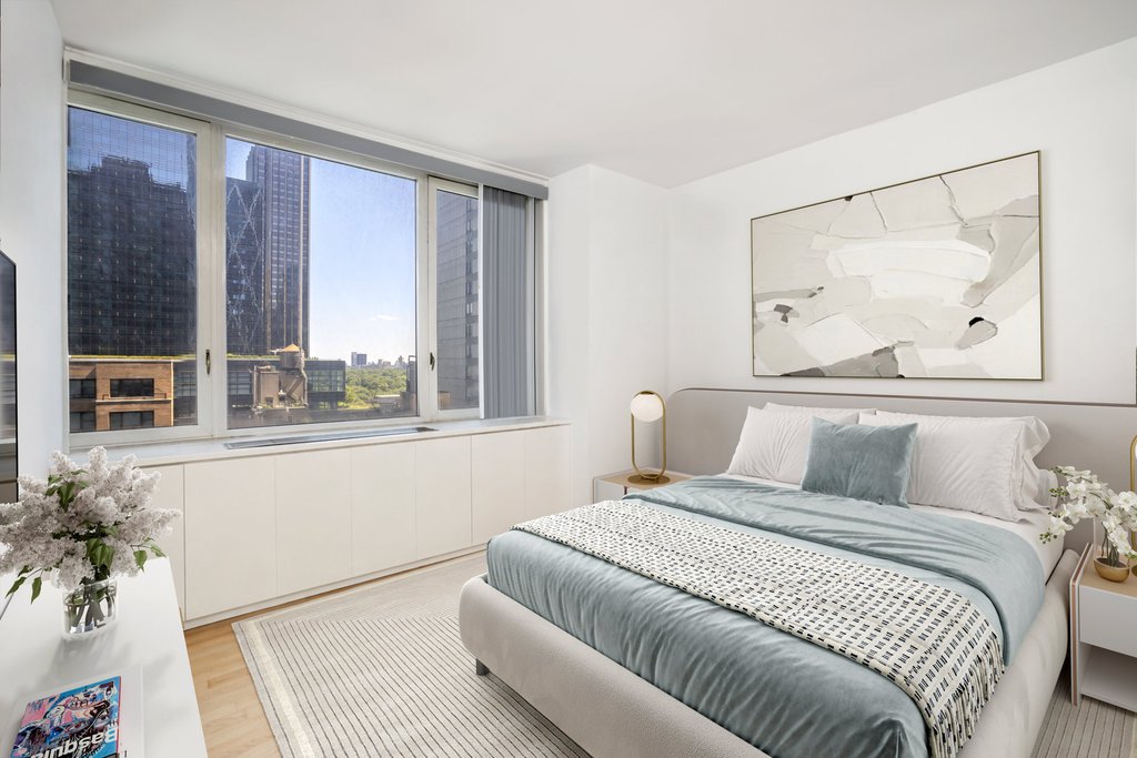322 West 57th Street, Unit 27M photo 2