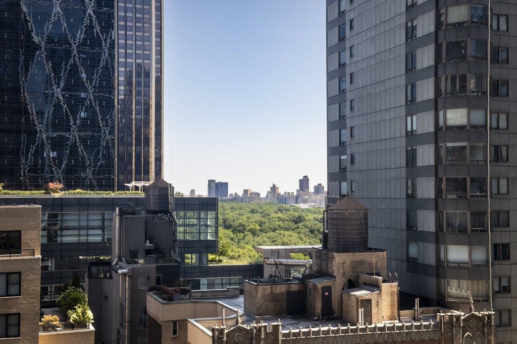 322 West 57th Street, Unit 27M photo 9