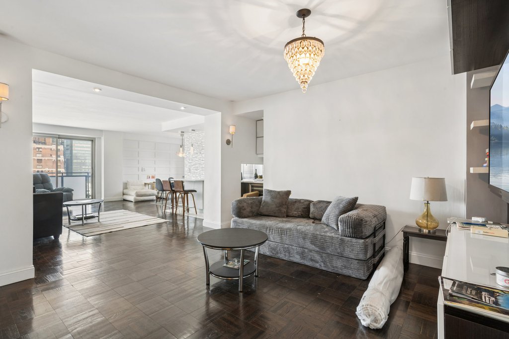 300 East 40th Street, Unit 31C photo 2