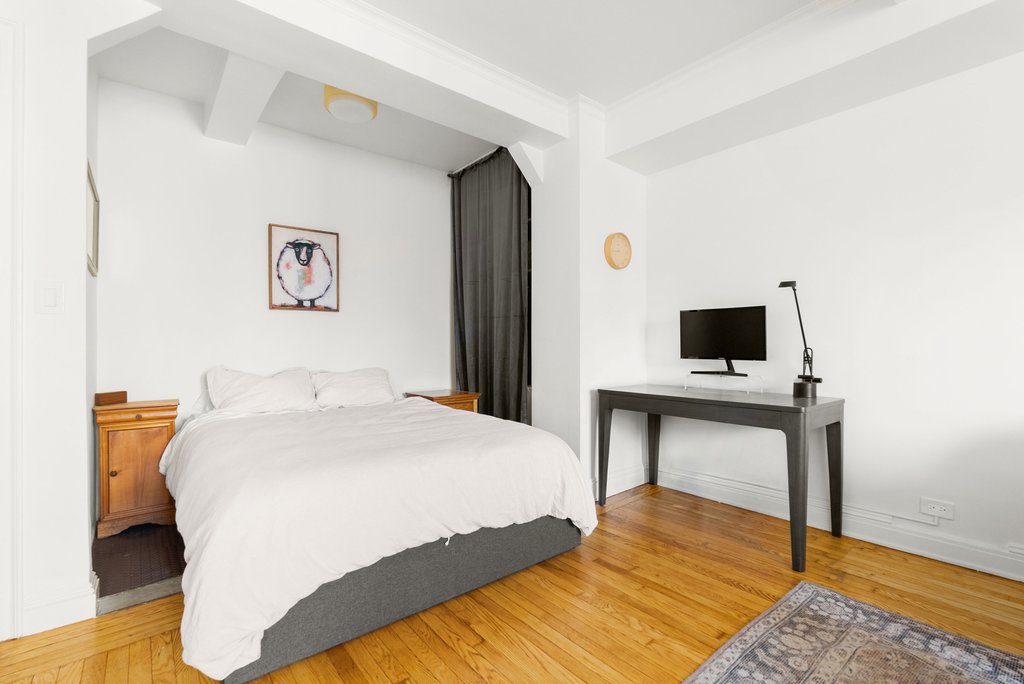 161 West 16th Street, Unit 11C photo 2